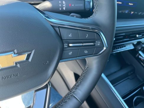 New 2026 Chevrolet Suburban Premier image 12