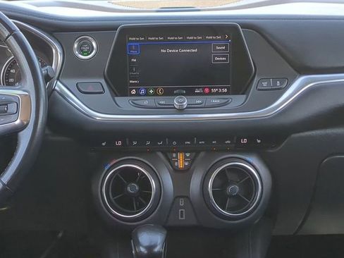 Used 2019 Chevrolet Blazer LT image 18