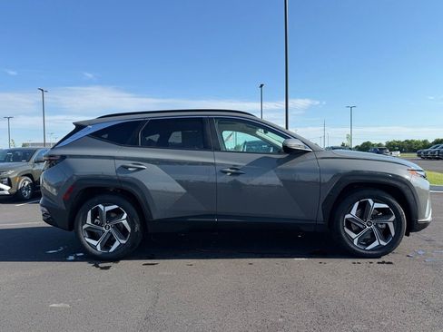 Used 2024 Hyundai Tucson SEL w/ Convenience Package FWD image 4