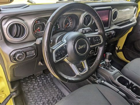 Certified 2022 Jeep Wrangler Unlimited Sahara w/ Cold Weather Group image 7