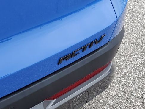 Used 2025 Chevrolet Equinox ACTIV AWD/4WD image 8