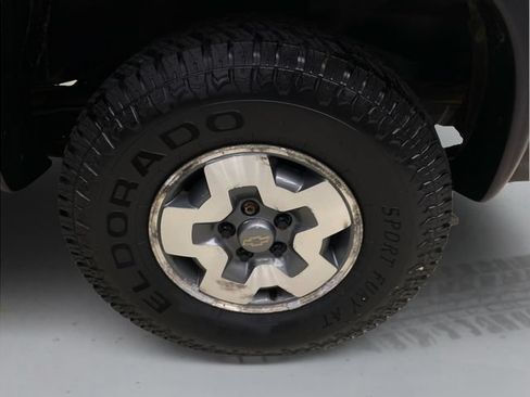 Used 2001 Chevrolet Blazer LS w/ Preferred Equipment Group AWD/4WD image 17