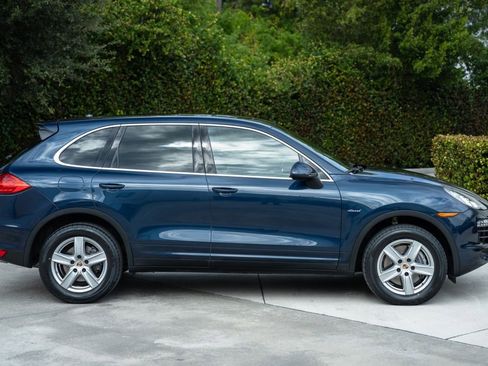 Used 2014 Porsche Cayenne Diesel image 9