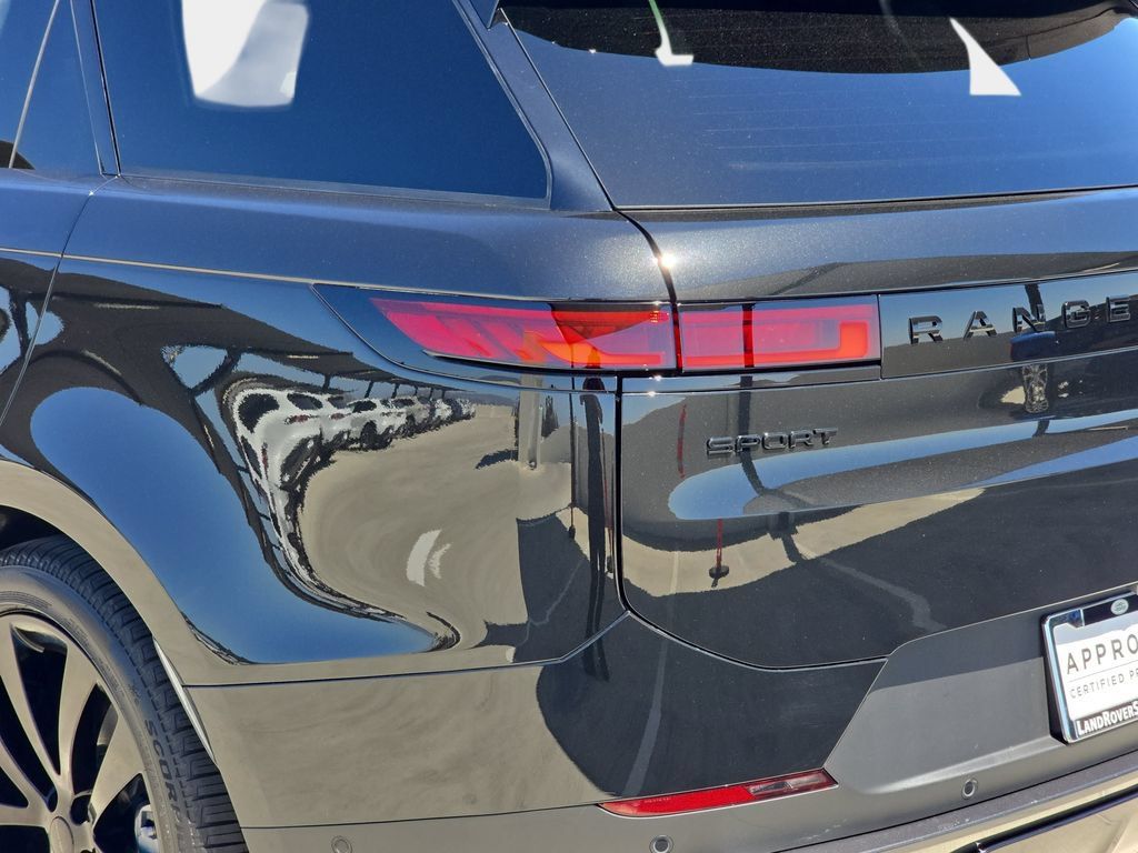 Certified 2026 Land Rover Range Rover Sport SE AWD/4WD image 36
