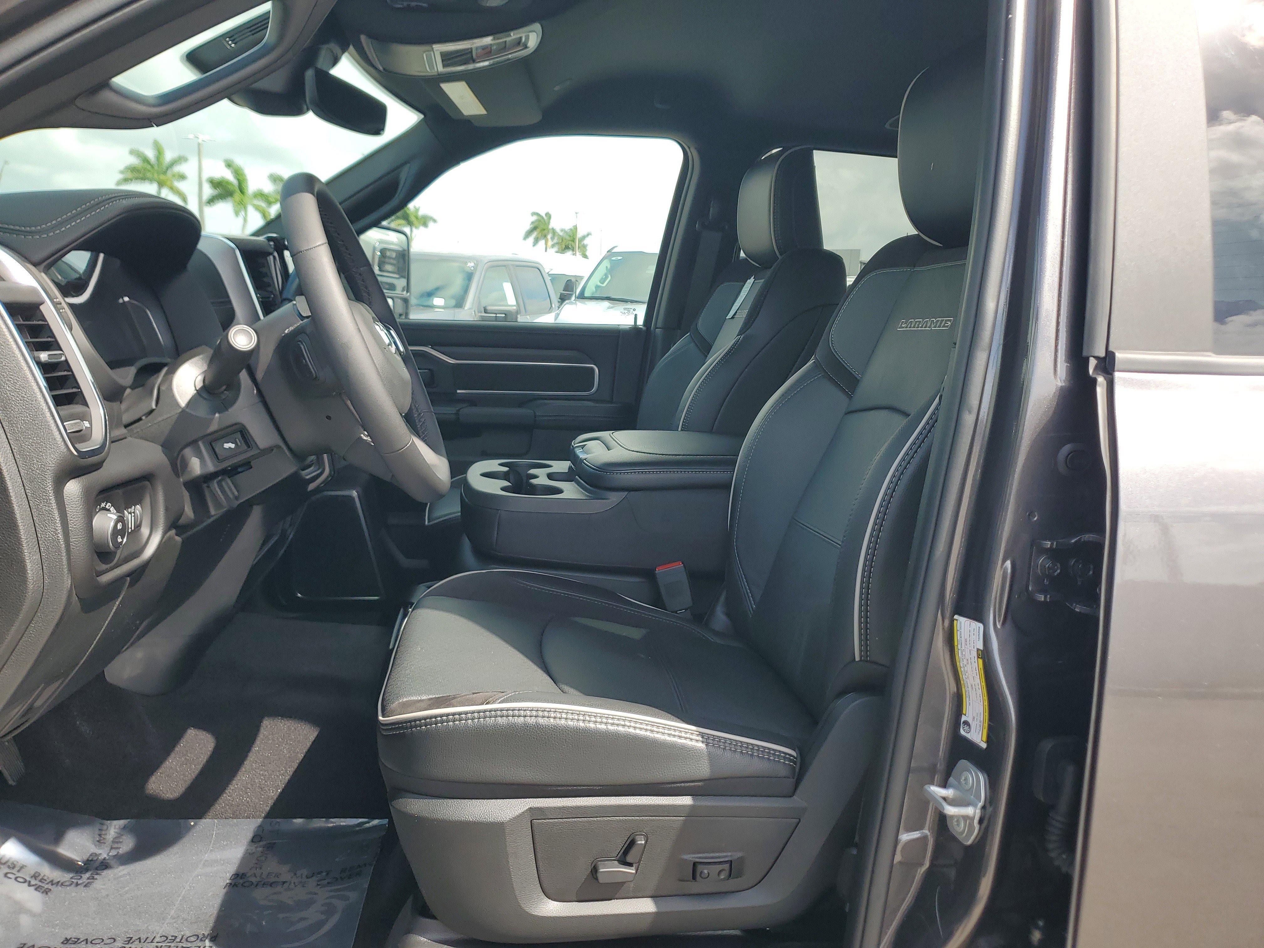 Used 2026 RAM 2500 Laramie AWD/4WD image 12