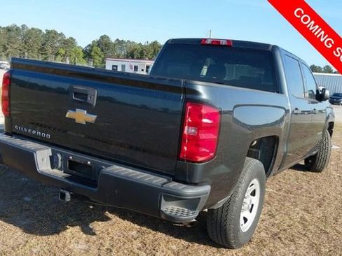 Used 2018 Chevrolet Silverado 1500 W/T AWD/4WD image 4