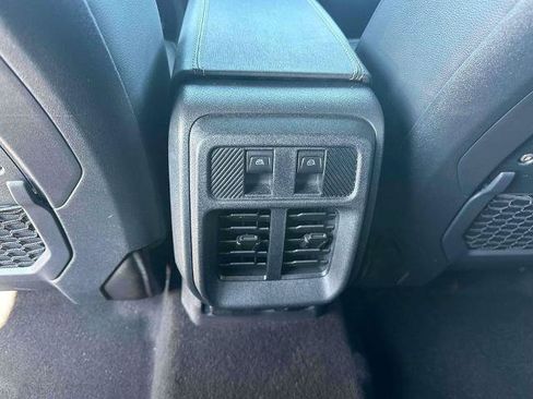 Certified 2025 Ford Bronco Badlands AWD/4WD image 13
