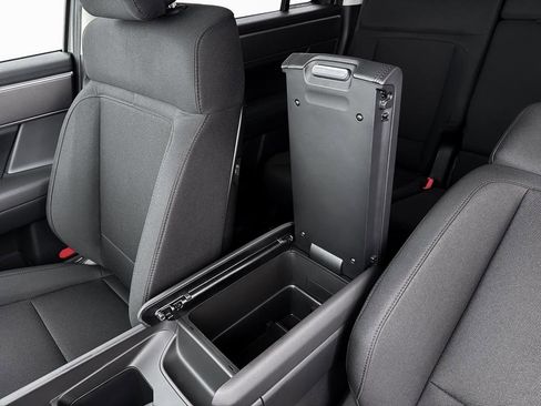 New 2026 Hyundai Santa Fe SE image 13