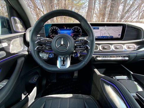 Certified 2025 Mercedes-Benz GLS 63 AMG 4MATIC image 6