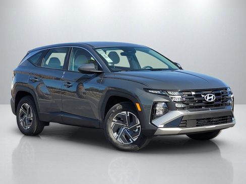 New 2026 Hyundai Tucson Blue SE image 1