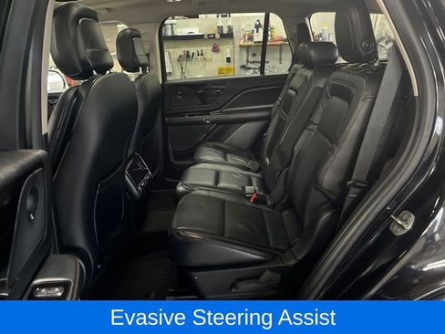 Used 2020 Lincoln Aviator Grand Touring w/ Equipment Group 301A image 30