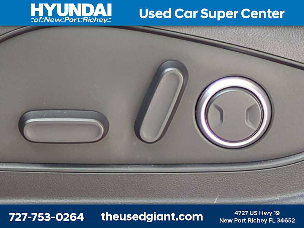 Used 2026 Hyundai Palisade SEL FWD image 23