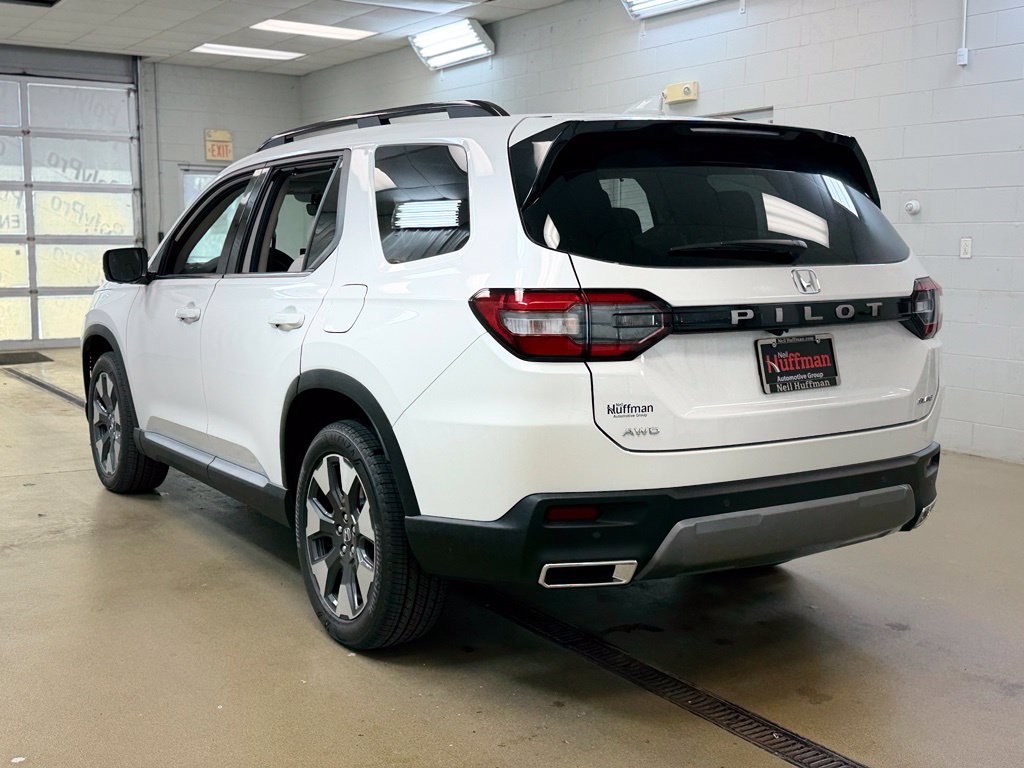 New 2026 Honda Pilot Elite image 8