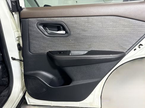 Used 2023 Nissan Rogue SV AWD/4WD image 28