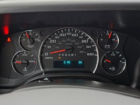 New 2025 Chevrolet Express 3500 w/ Driver Convenience Package image 18