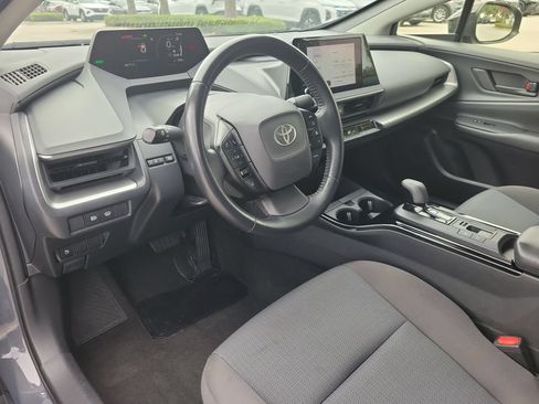 Used 2024 Toyota Prius LE FWD image 15