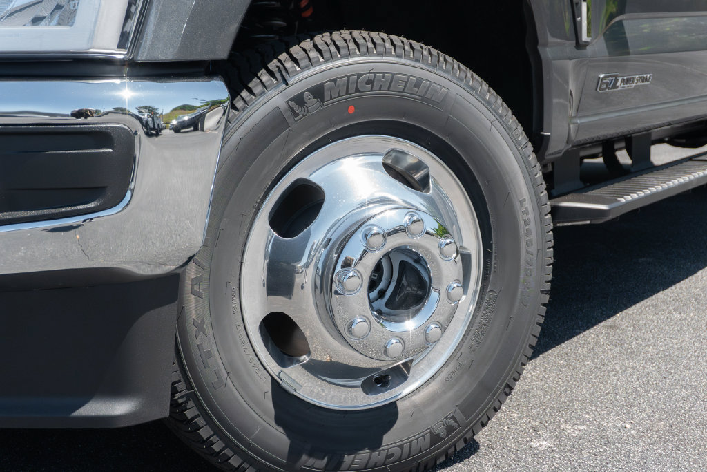 New 2026 Ford F350 XL AWD/4WD image 2