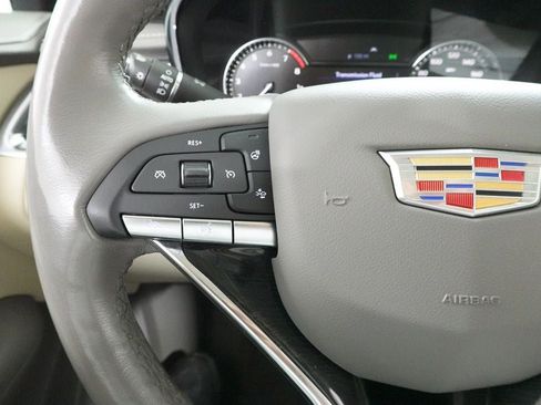 Used 2021 Cadillac XT6 Premium Luxury FWD image 15