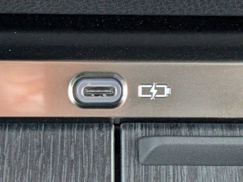 Used 2025 Lexus GX 550 w/ Accessory Package (Z1) image 24