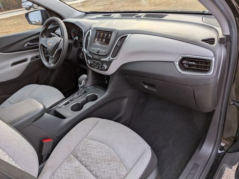 Used 2024 Chevrolet Equinox LS w/ Midnight Edition image 36