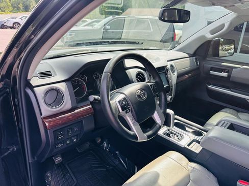 Used 2015 Toyota Tundra Limited w/ Limited Premium Package RWD image 25