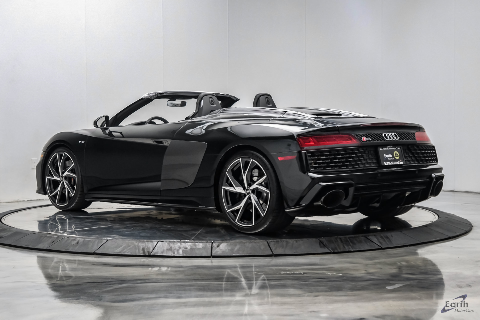 Used 2023 Audi R8 V10 performance RWD image 12
