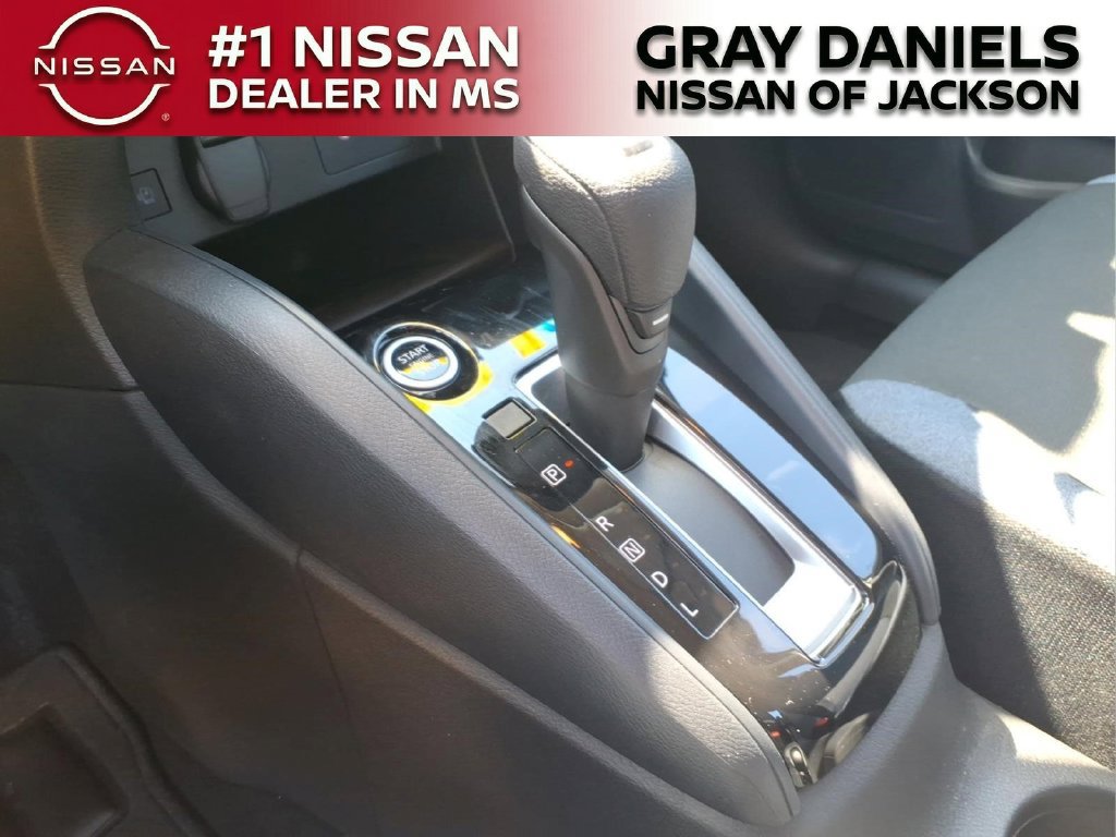 Used 2025 Nissan Versa SV w/ Trunk Package FWD image 19