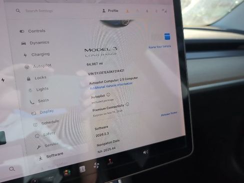 Used 2019 Tesla Model 3 Long Range image 13