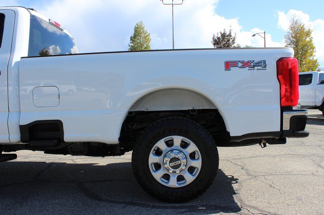 Used 2024 Ford F350 XLT w/ FX4 Off-Road Package AWD/4WD image 6