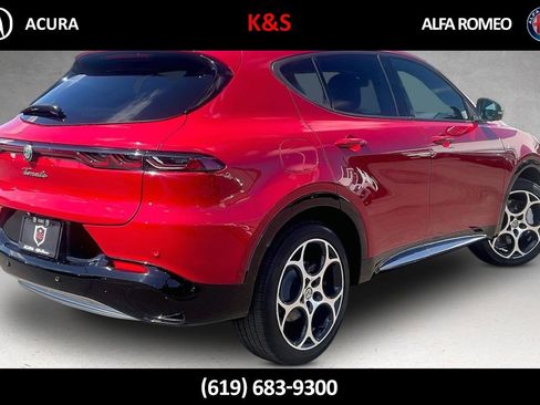 Used 2024 Alfa Romeo Tonale Ti AWD/4WD image 33