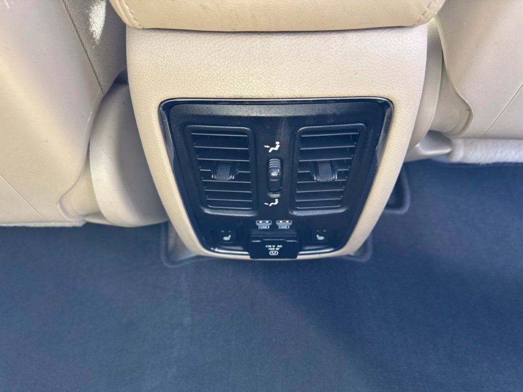 Used 2018 Jeep Grand Cherokee Overland AWD/4WD image 27