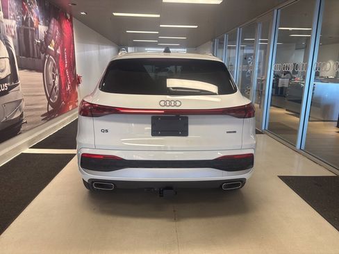 New 2025 Audi Q5 Premium Plus image 5