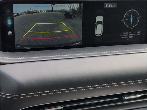 Used 2024 Genesis GV80 2.5T image 15