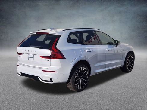 New 2026 Volvo XC60 T8 Ultra w/ Protection Package Premier image 7