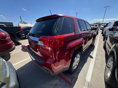 Used 2013 GMC Terrain SLE FWD image 4