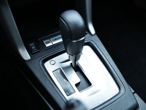 Used 2014 Subaru Forester 2.5i Touring image 42