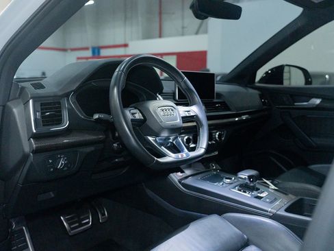 Used 2020 Audi SQ5 Premium Plus w/ Premium Plus Package AWD/4WD image 19
