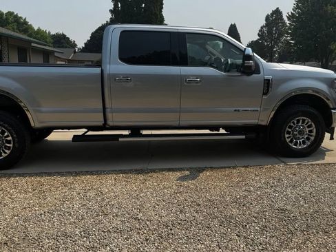 Used 2022 Ford F250 Lariat w/ Lariat Ultimate Package AWD/4WD image 6