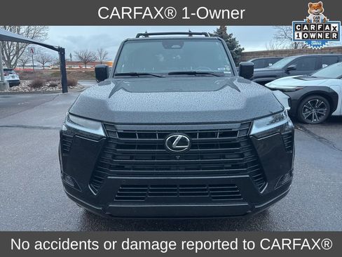 Used 2024 Lexus GX 550 w/ Accessory Package (2T) image 2