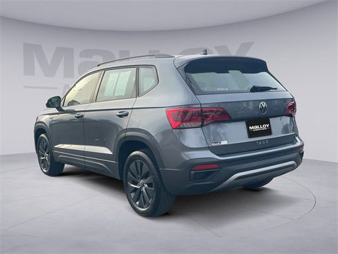 Used 2022 Volkswagen Taos S image 3