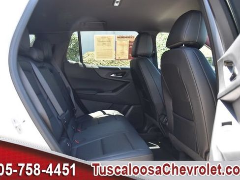 Used 2026 Chevrolet Equinox LT w/ Convenience Package II FWD image 24
