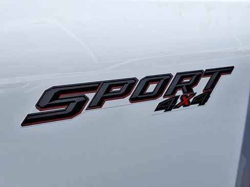 Used 2024 Ford F250 XLT w/ XLT Premium Package AWD/4WD image 34