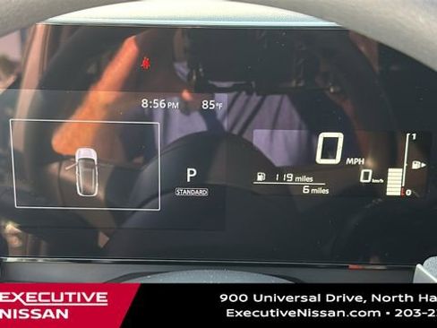 Used 2025 Nissan Kicks SV w/ SV Premium Package image 14