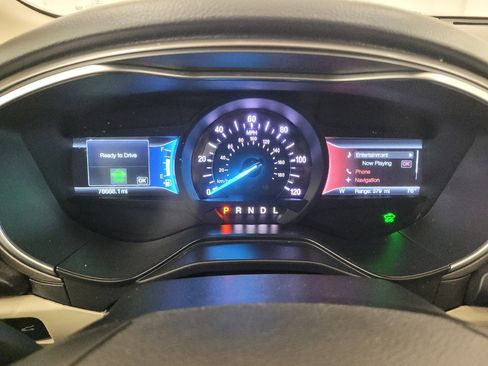 Used 2019 Ford Fusion SE FWD image 23