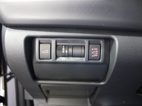 Used 2025 Subaru Forester Touring AWD/4WD image 8