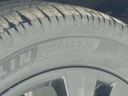 Used 2018 Nissan Pathfinder SL w/ Midnight Edition Package image 49