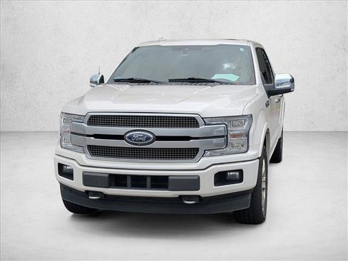 Used 2018 Ford F150 Platinum w/ Equipment Group 701A Luxury AWD/4WD image 5