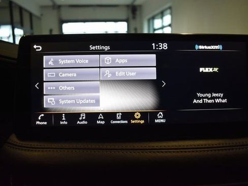 Used 2023 INFINITI QX60 Luxe w/ Performance Audio Package image 28