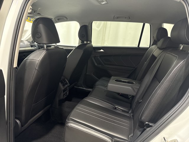 Used 2024 Volkswagen Tiguan SE AWD/4WD image 19
