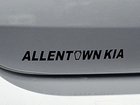 Used 2020 Hyundai Elantra SEL FWD image 30